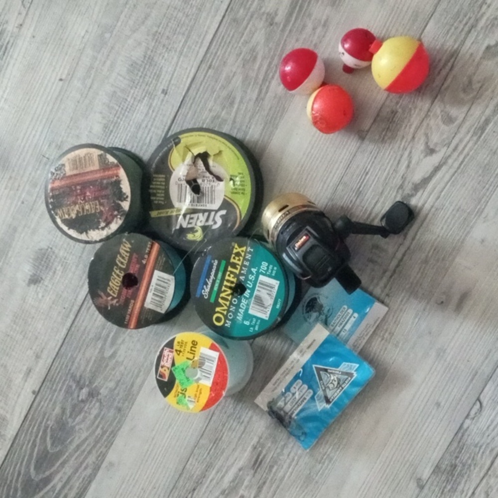 Fishing accessories bundle